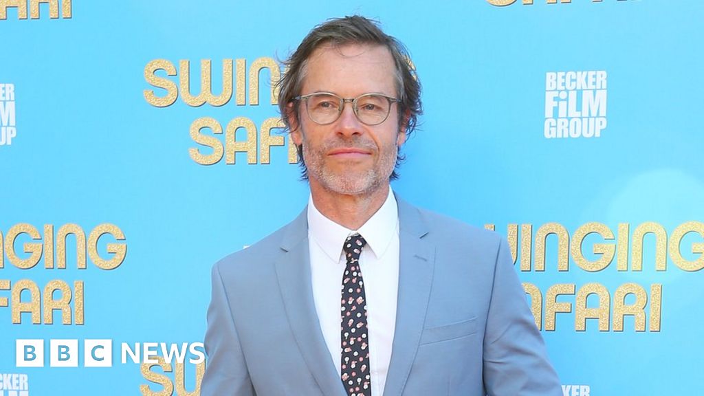 Guy Pearce: Kevin Spacey was 'handsy'