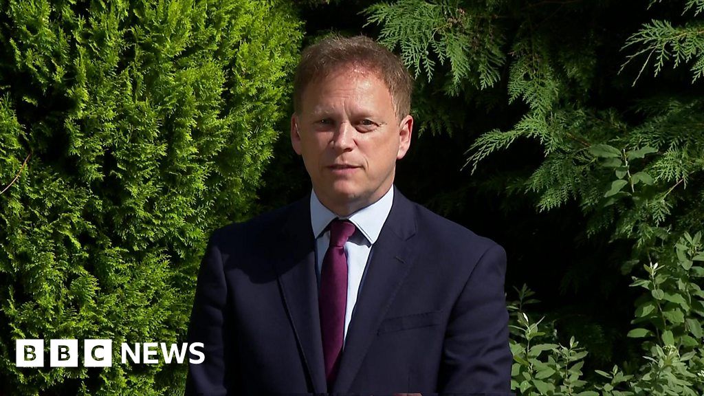 Shapps: ‘Rail union determined to go on strike’