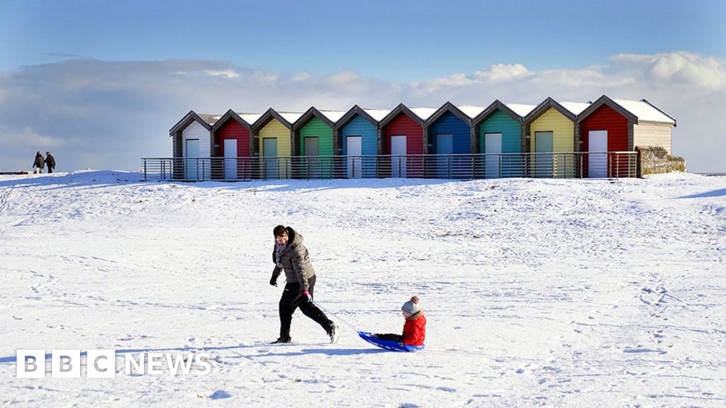 In pictures: Snow blankets parts of the UK as cold snap starts