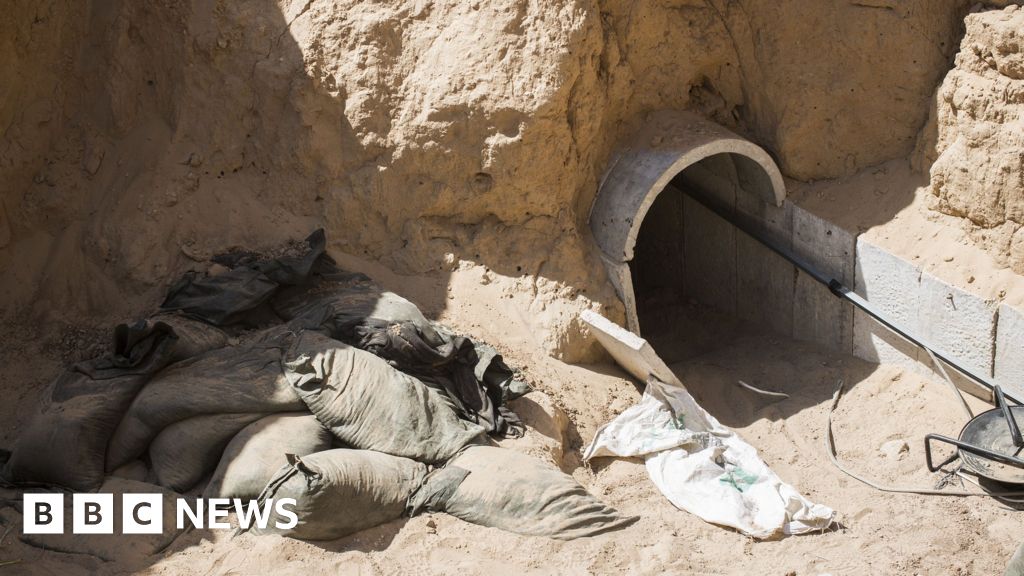 Gaza Hamas Militants Die In Tunnel Collapse Bbc News