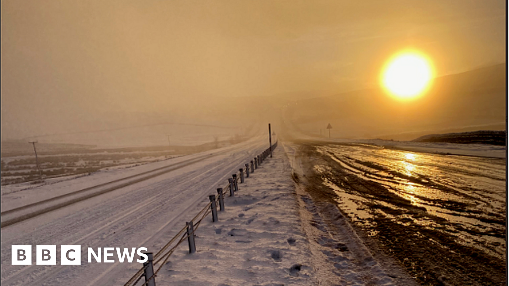 A66: Snow closes road amid travel disruption in north of England