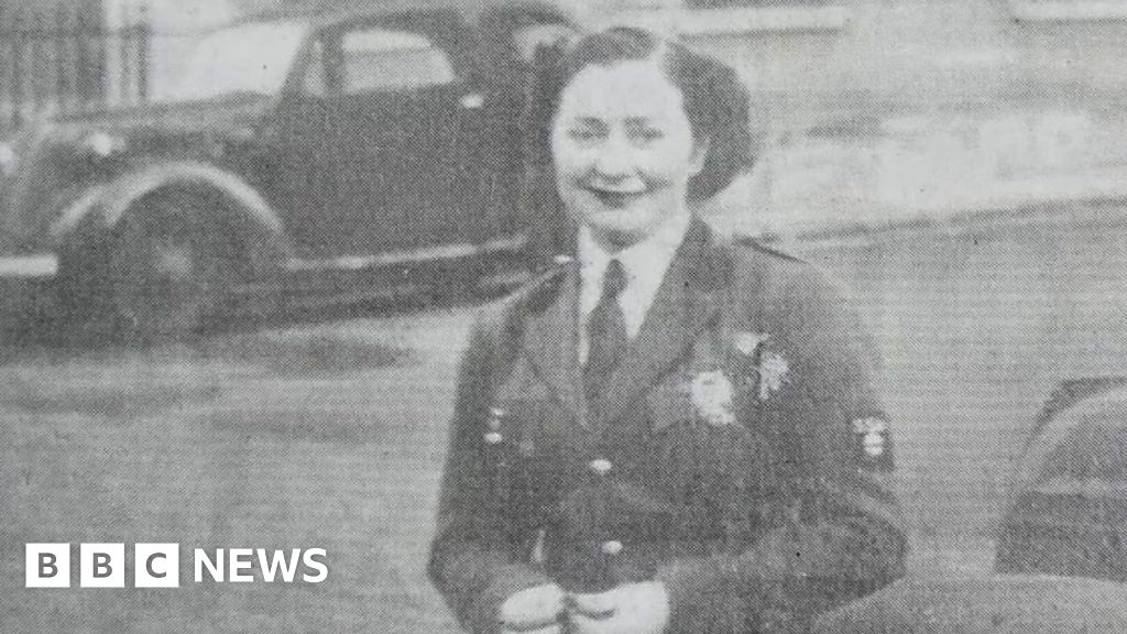 The 101-year-old, who was once Charles de Gaulle's chauffeur