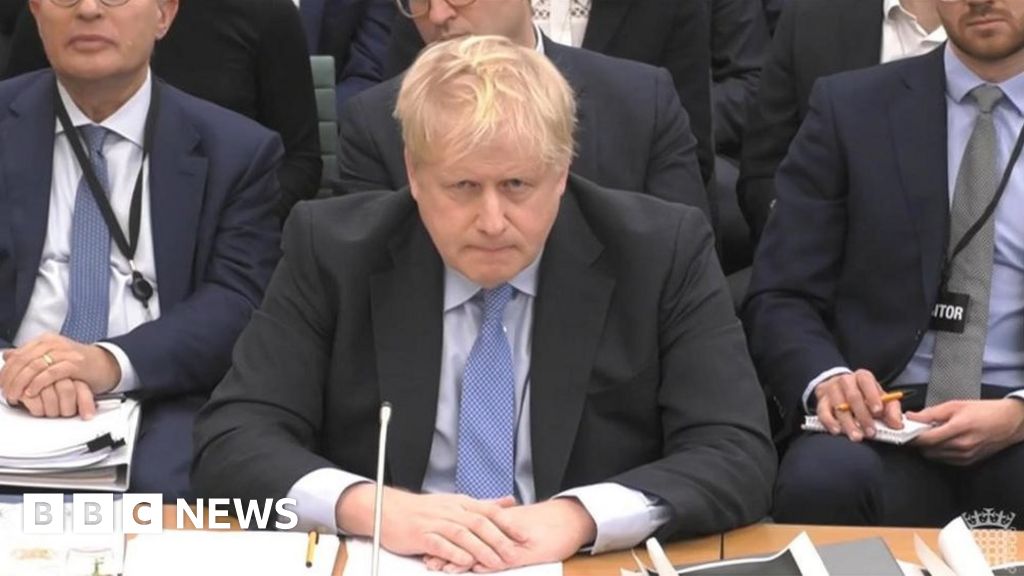 Partigit: deputāti pārbauda Borisa Džonsona apgalvojumus, ka viņš nav melojis parlamentam