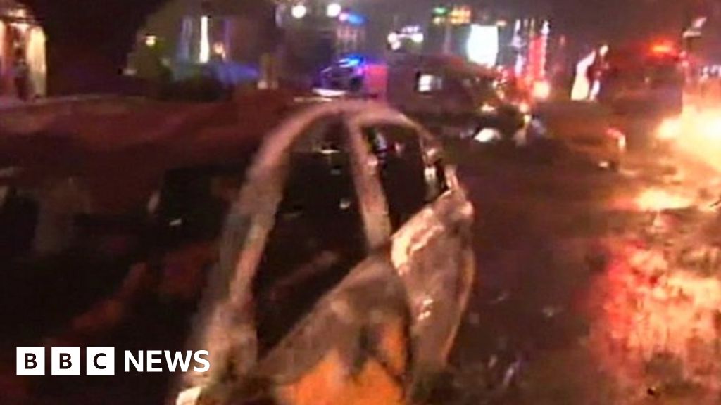Footage shows chaotic aftermath of Turkey explosion BBC News
