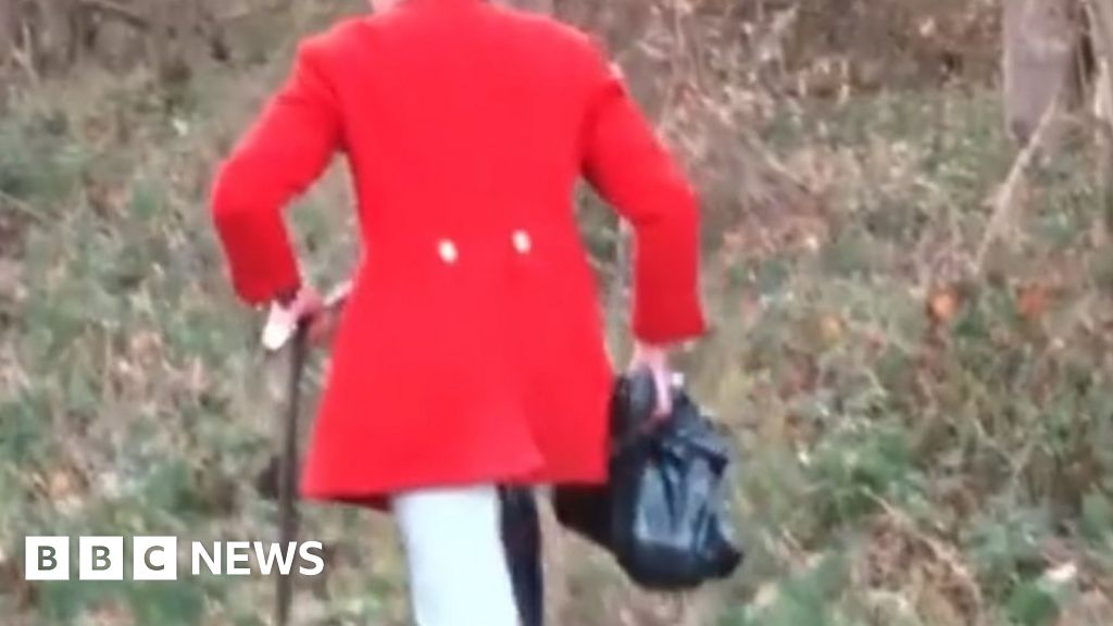 Anti Hunting Group Films Dead Fox Being Put In Bin Bag c News