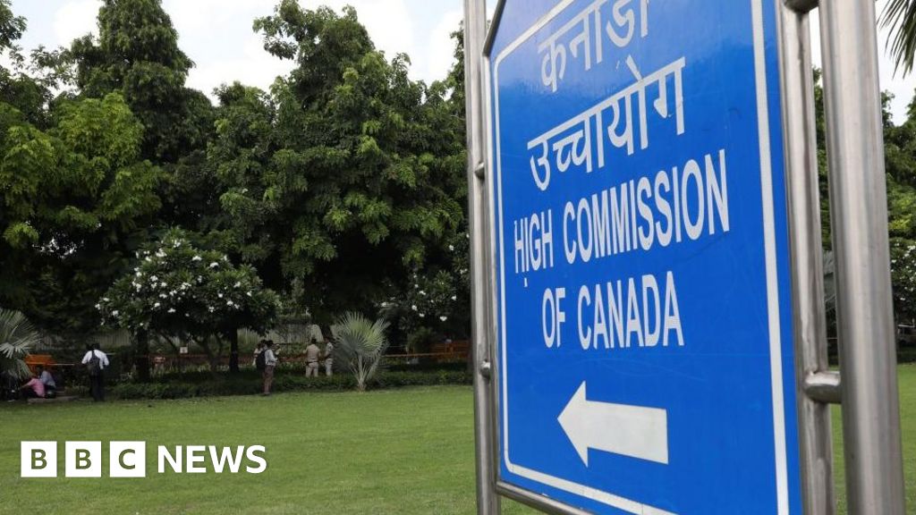 Четиридесет и един канадски дипломати наскоро напуснаха Индия на фона