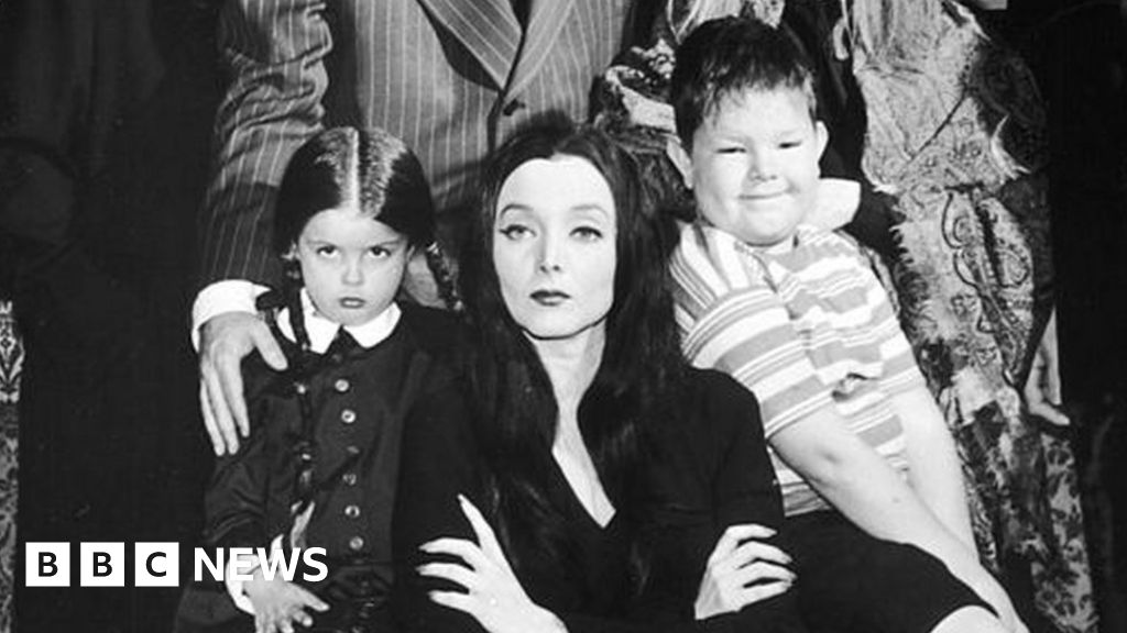 Lisa Loring Dead: Wednesday Addams Actress Was 64 – The Hollywood Reporter