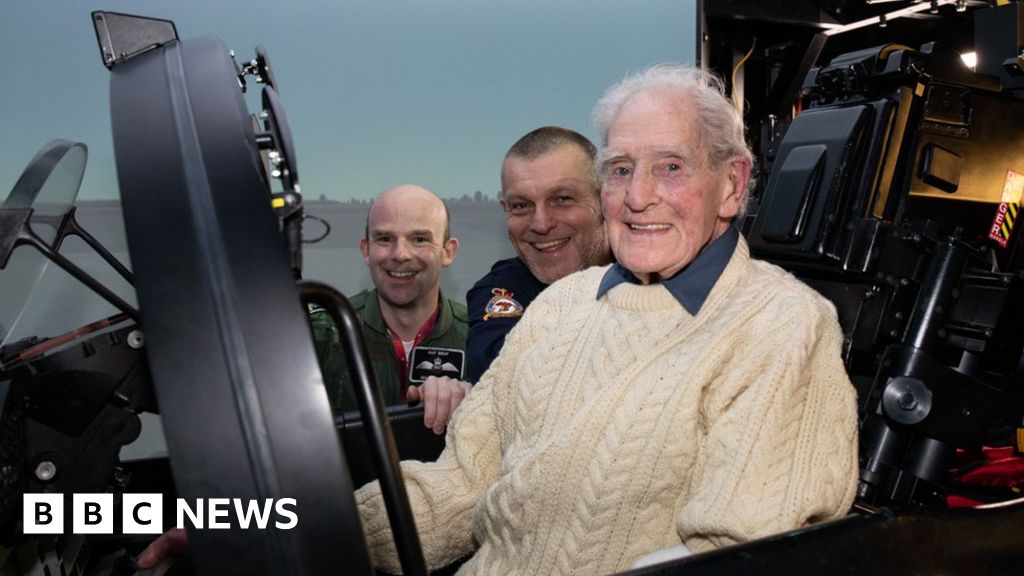 Battle of Britain pilot Archie McInnes dies after 100th birthday