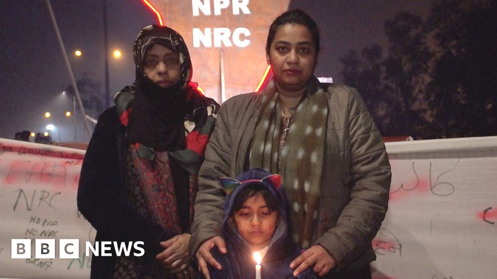 Three Generations Join Delhi Womens Citizenship Sit In Bbc News