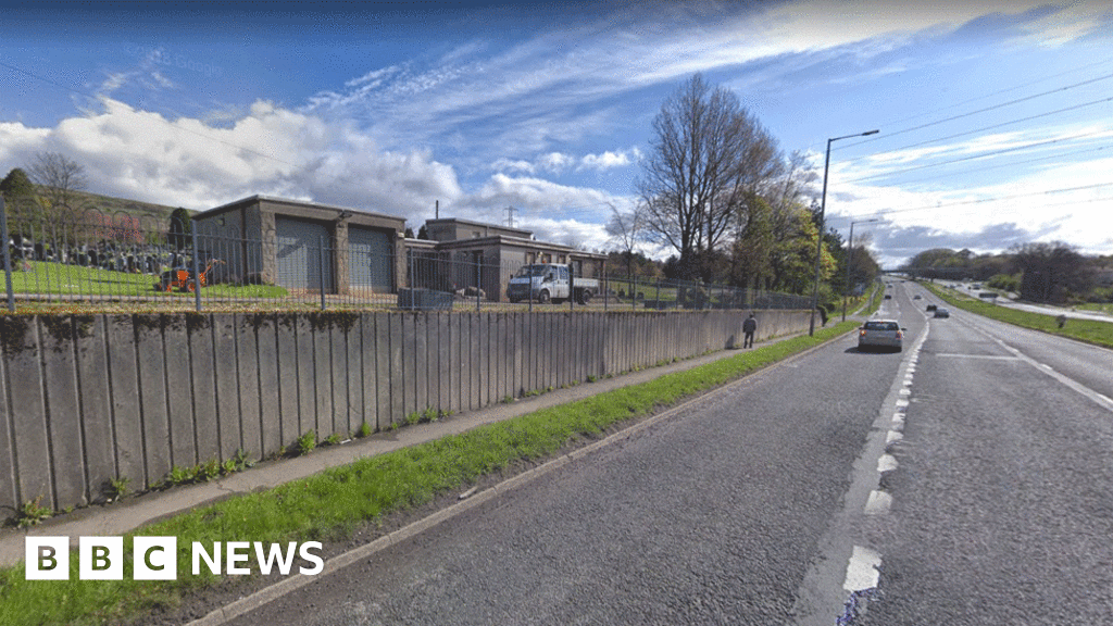 Man dies after being struck by car in Clydebank BBC News