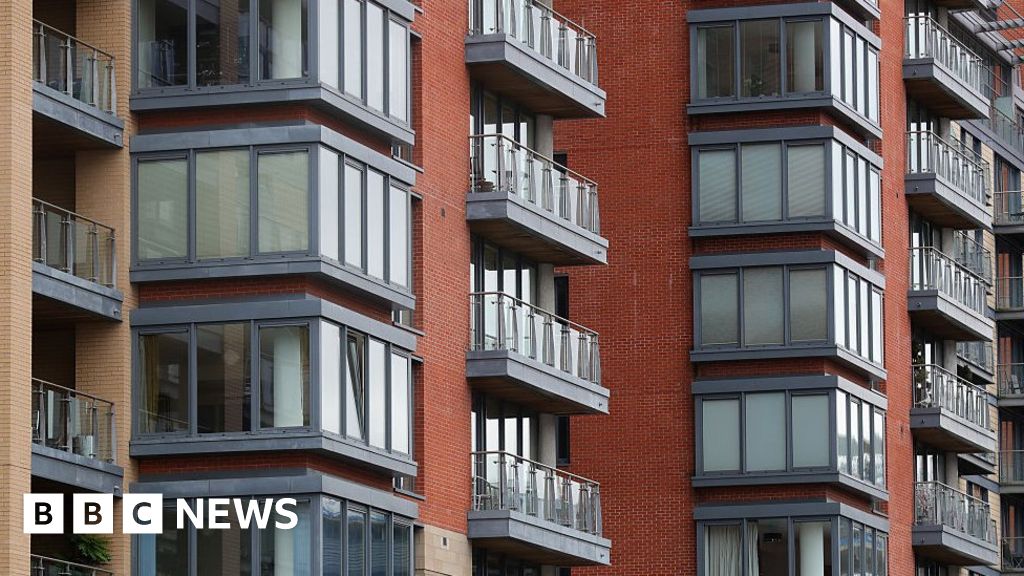 Leasehold system won’t be abolished this year