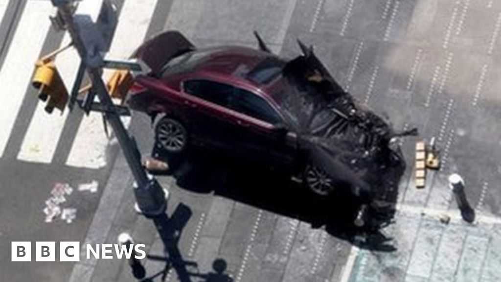 new york times square car accident in pictures bbc news