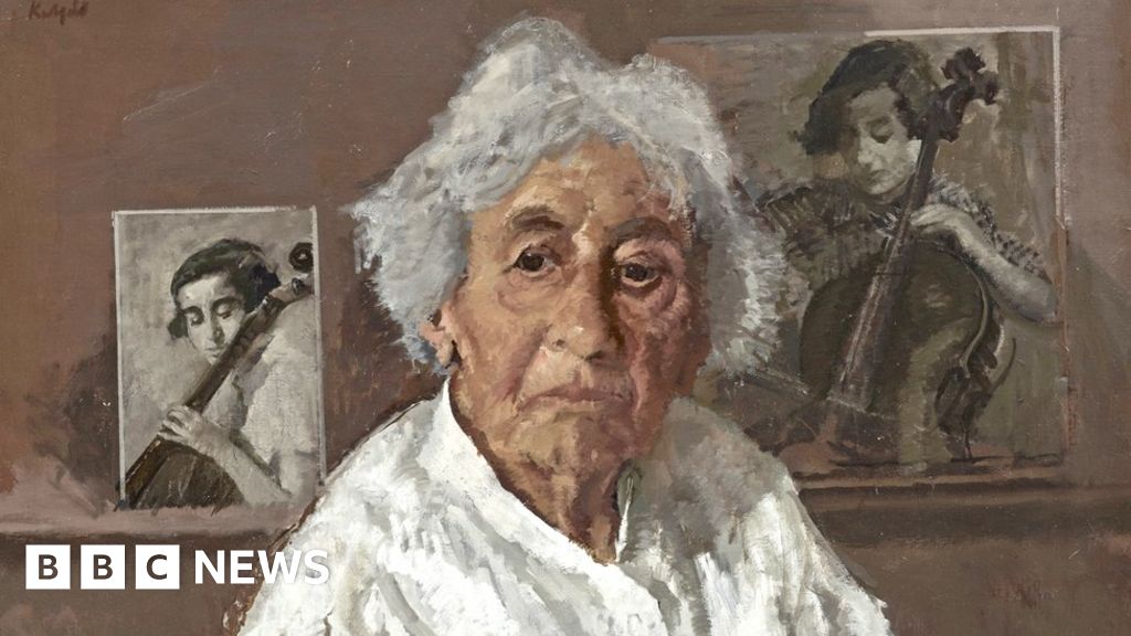 Holocaust Memorial Day: Portraits of last remaining UK survivors unveiled thumbnail