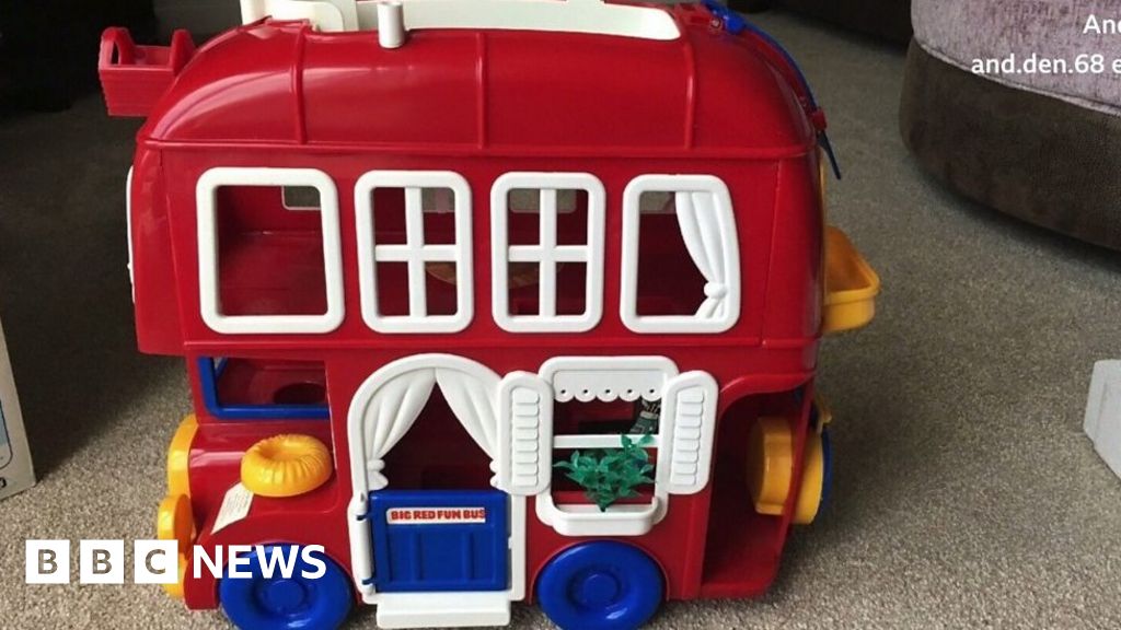 Swindon museum hunts for nostalgic Bluebird toys