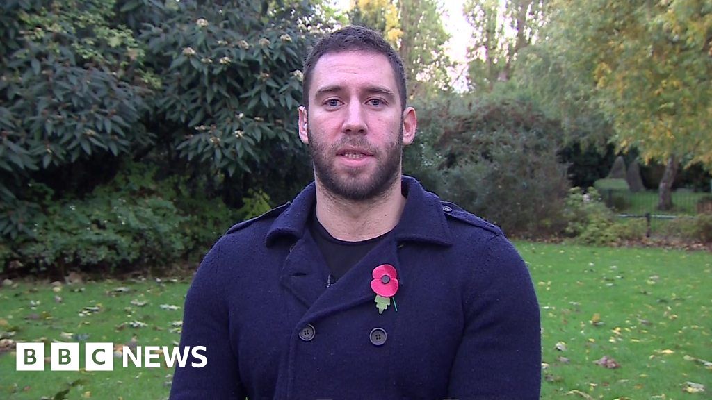 Luton airport wheelchairs Athlete Justin Levene 'delighted' at decision BBC News