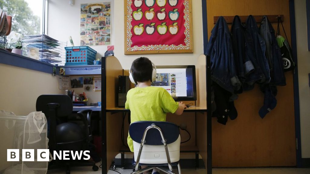 Call to register home-schooled children - BBC News