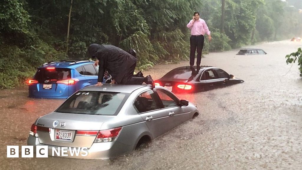 Dangerous flash floods hit Washington DC area