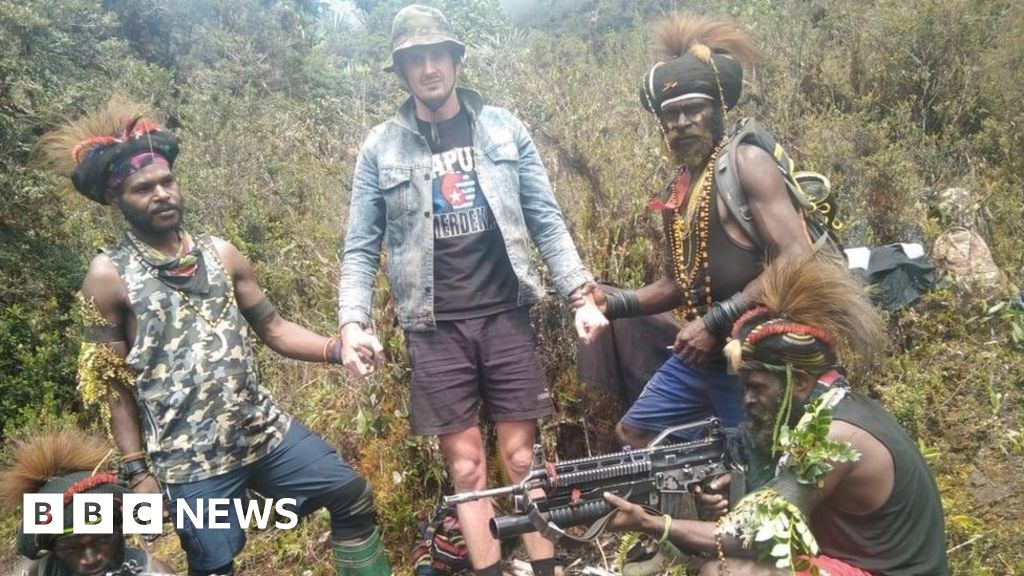 Video dirilis pilot Selandia Baru yang ditangkap separatis Papua