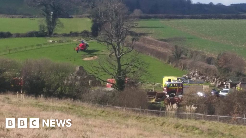 Woman, 20, dies in Devon farm machinery accident BBC News