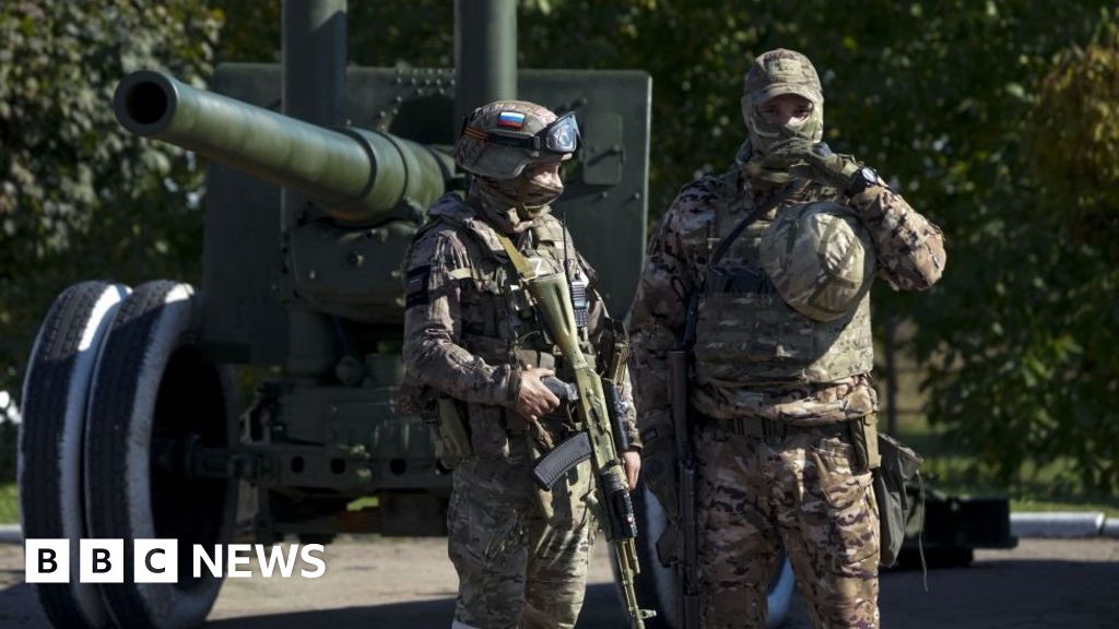 Ukraine war: Russian forces preparing to defend Kherson, says Ukrainian spy chief