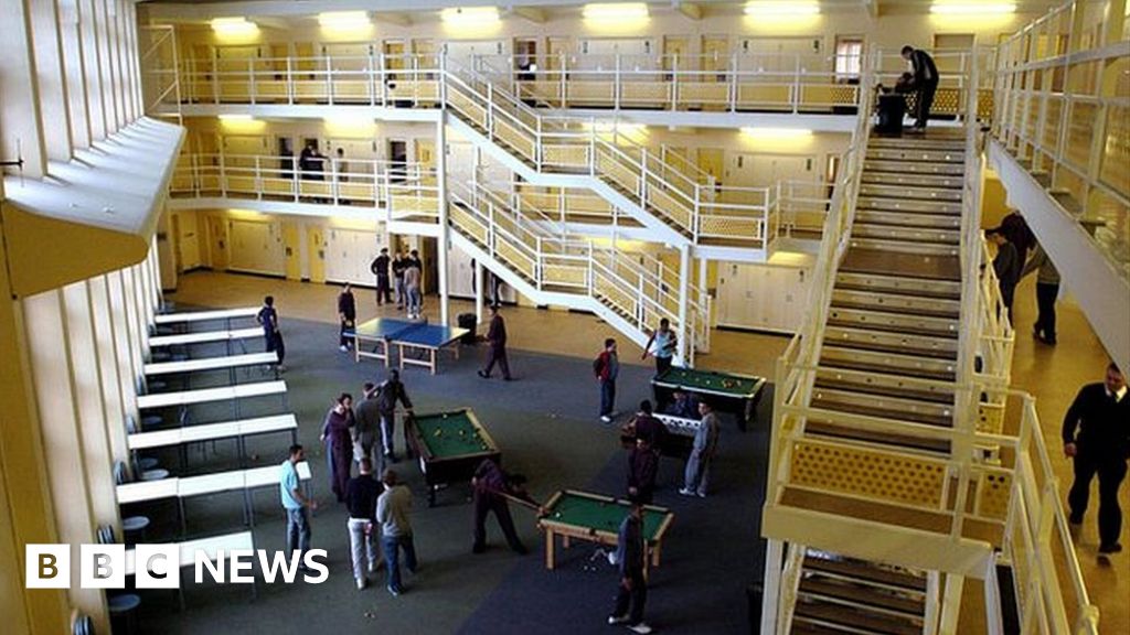 Hmp Woodhill Expanded Training To Cut Suicides Bbc News