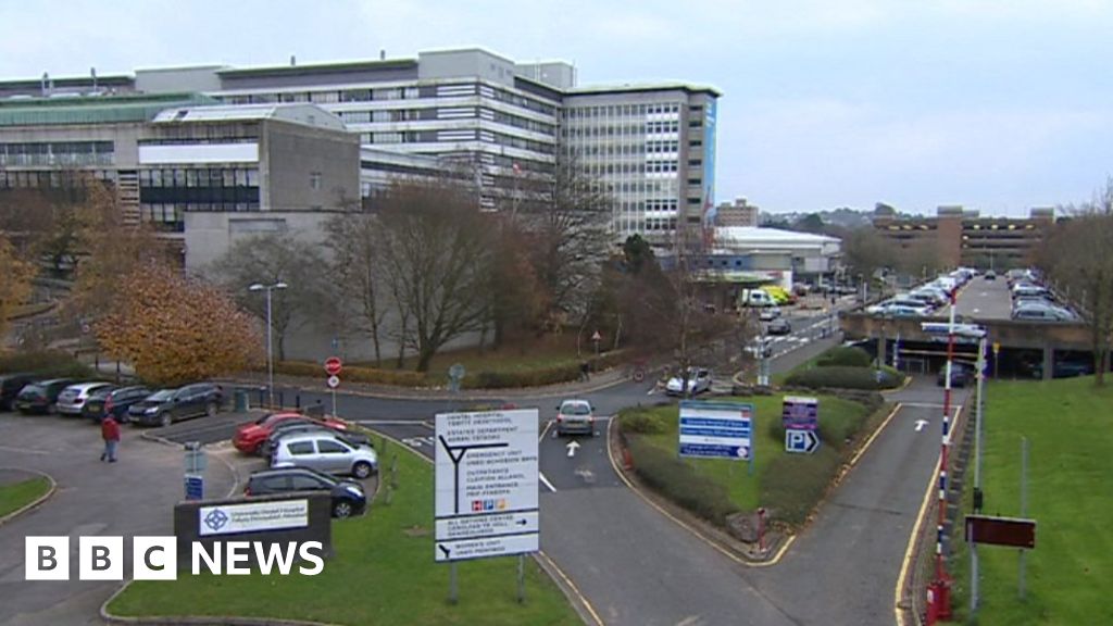 Cardiff hospital eye surgery 'concerns' prompt apology - BBC News