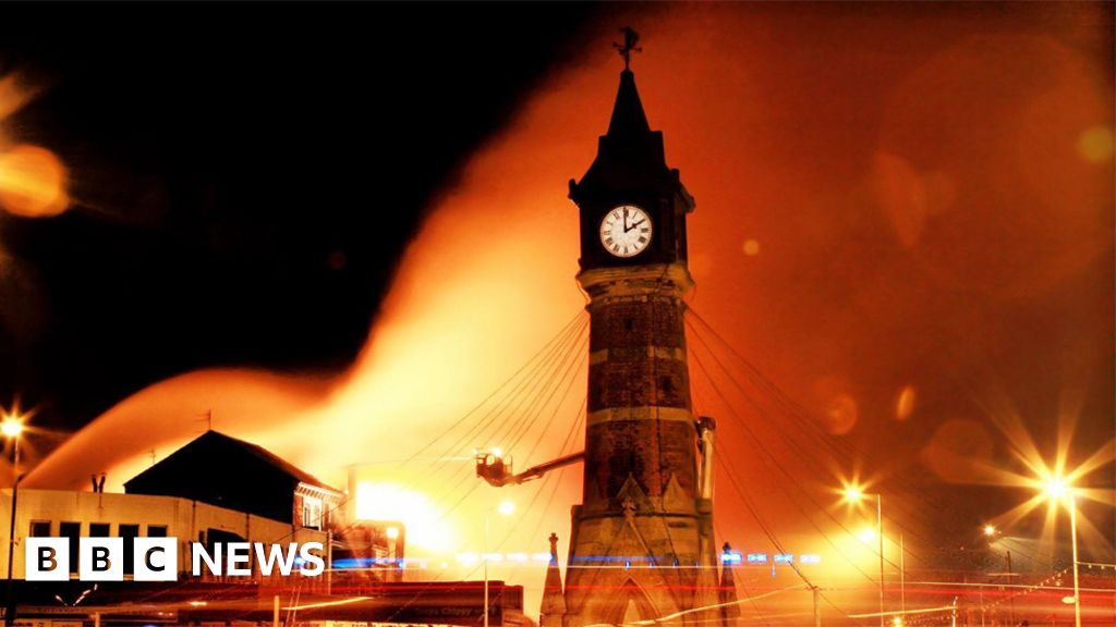 Skegness seafront fire remembered 10 years on BBC News