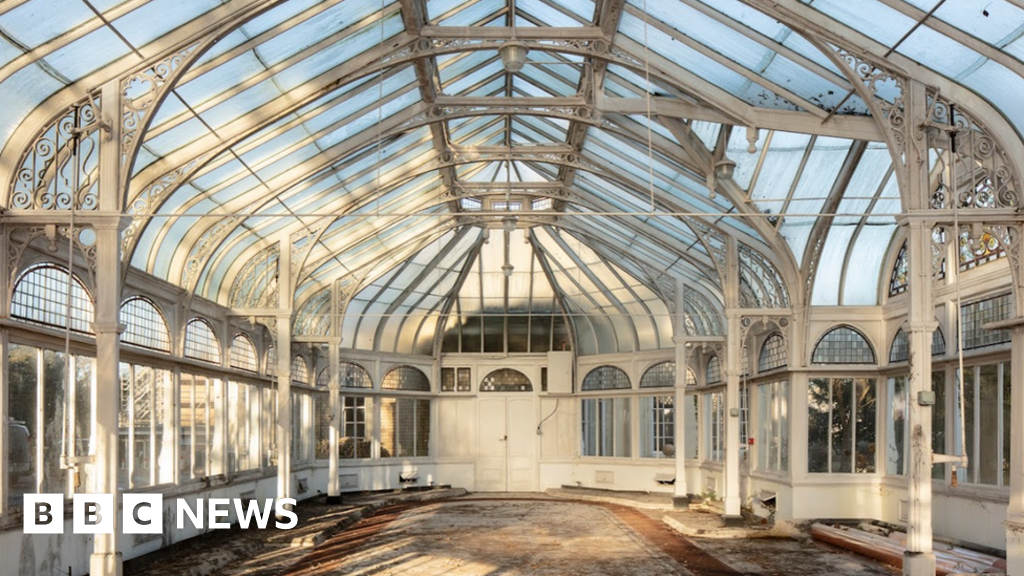 Norwich conservatory linked to Colman's mustard family given listed