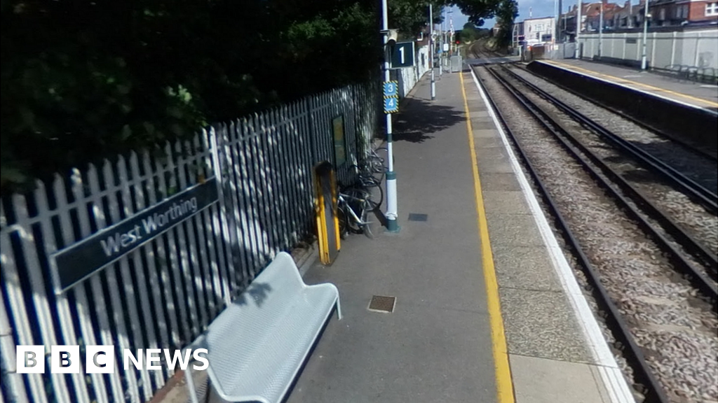 Southern rail: Driver killed by passing train after leaving cab