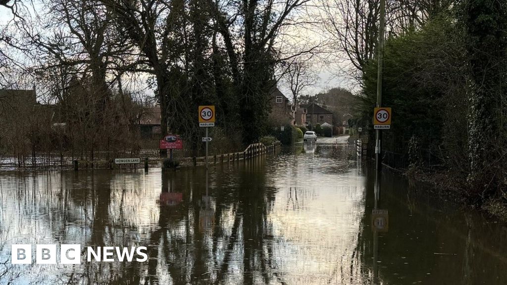 Naburn near York 'cut off' by flood water 