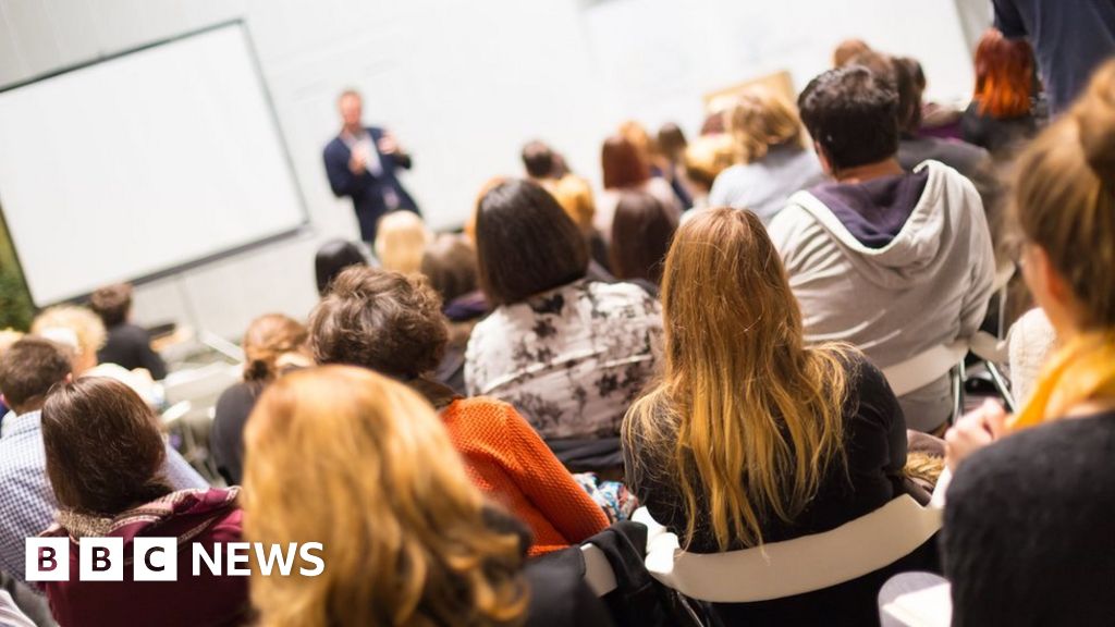 Scottish College Strikes Called Off Bbc News