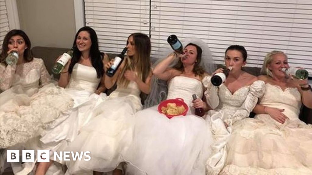 Canadian friends hold wedding themed divorce party BBC News