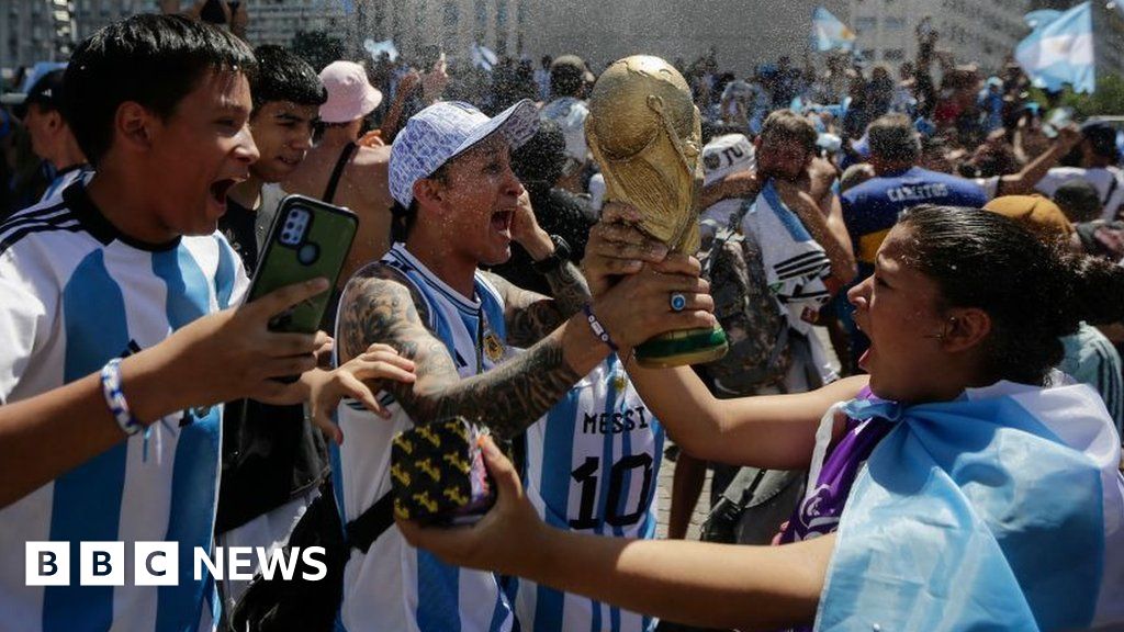 World Cup 2022: Elation in Argentina, sorrow in France - fans react
