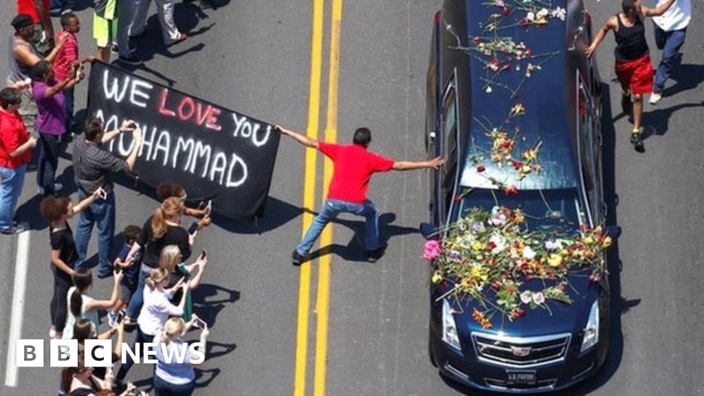Muhammad Ali funeral: Rousing farewell at hometown memorial - BBC News