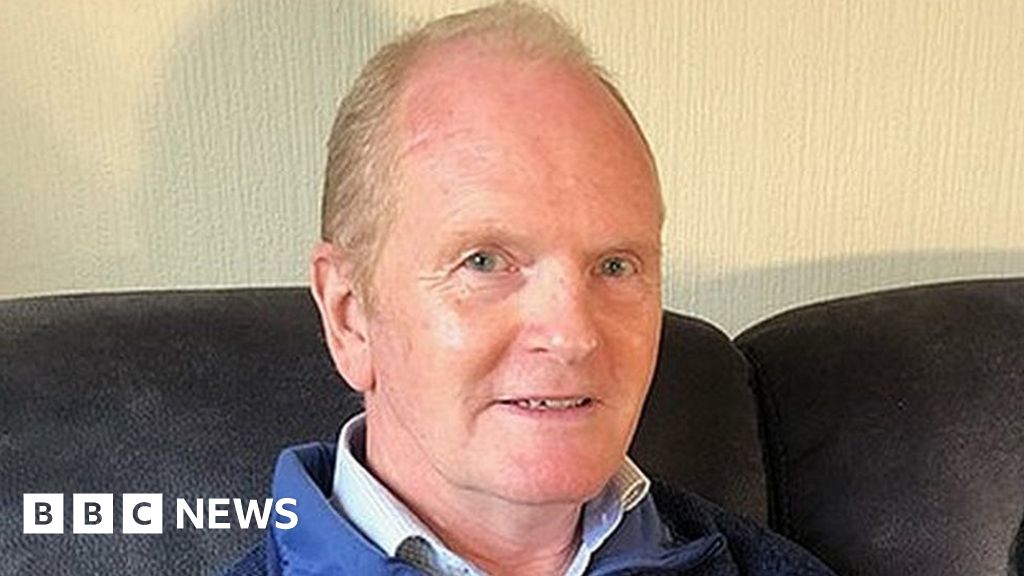 Clitheroe man thanks stranger for heart attack hospital dash