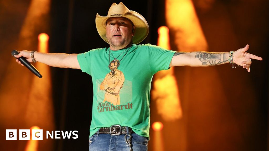 Jason Aldean: US country star denies new music video is ‘pro-lynching’