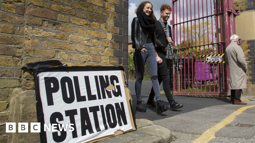 General election 2019 Thousands registering to vote ahead of deadline