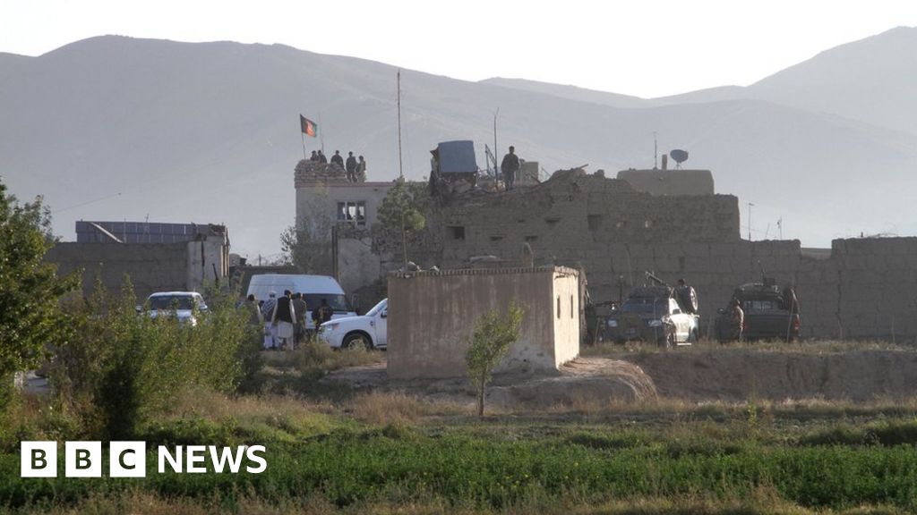 Afghan Taliban storm Ghazni prison