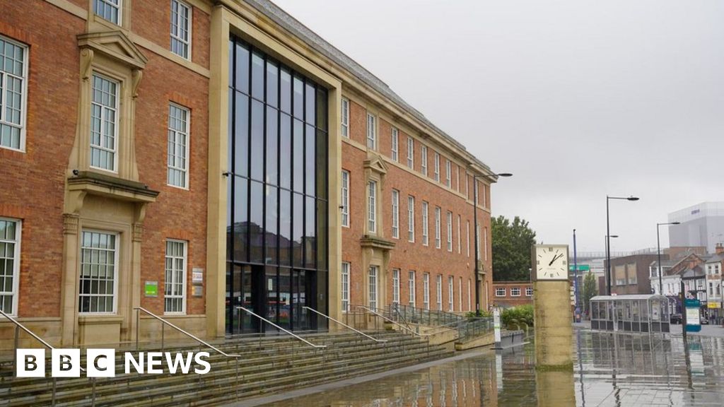 Derby Council tax rise of 4.99 approved by councillors