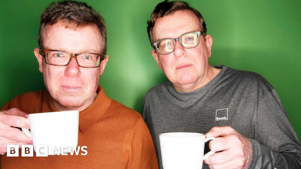 Proclaimers hit back at UK nostalgia