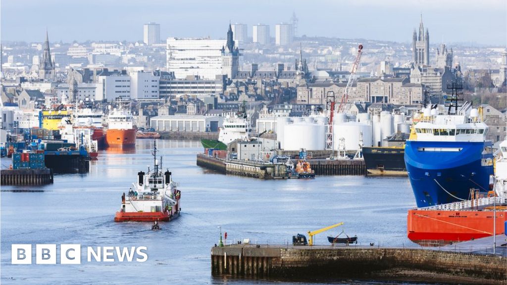 North Sea Oil And Gas Spend Could Still Be £330bn Bbc News