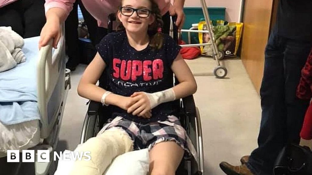 The Ayrshire 10 Year Old Who Wanted Her Leg Amputated Bbc News 