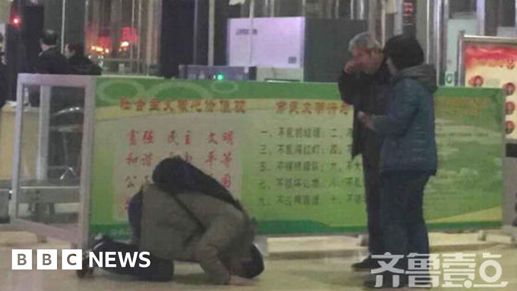 kowtow chinese new year