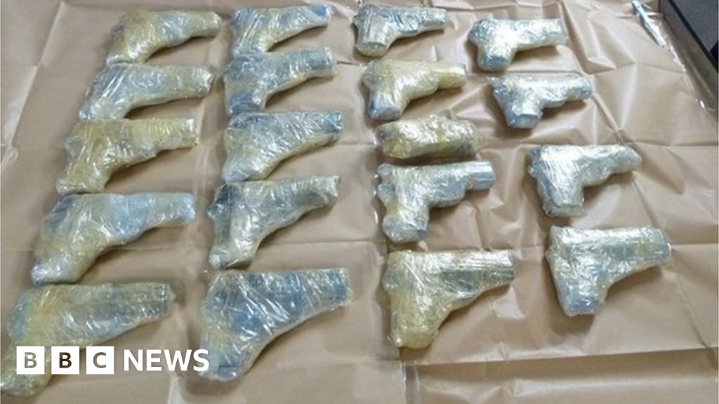 Calais: Dublin man charged with 'largest UK port gun seizure'