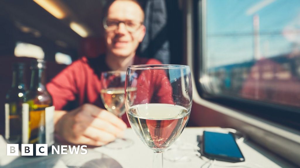 Eurostar defends alcohol limits on trains