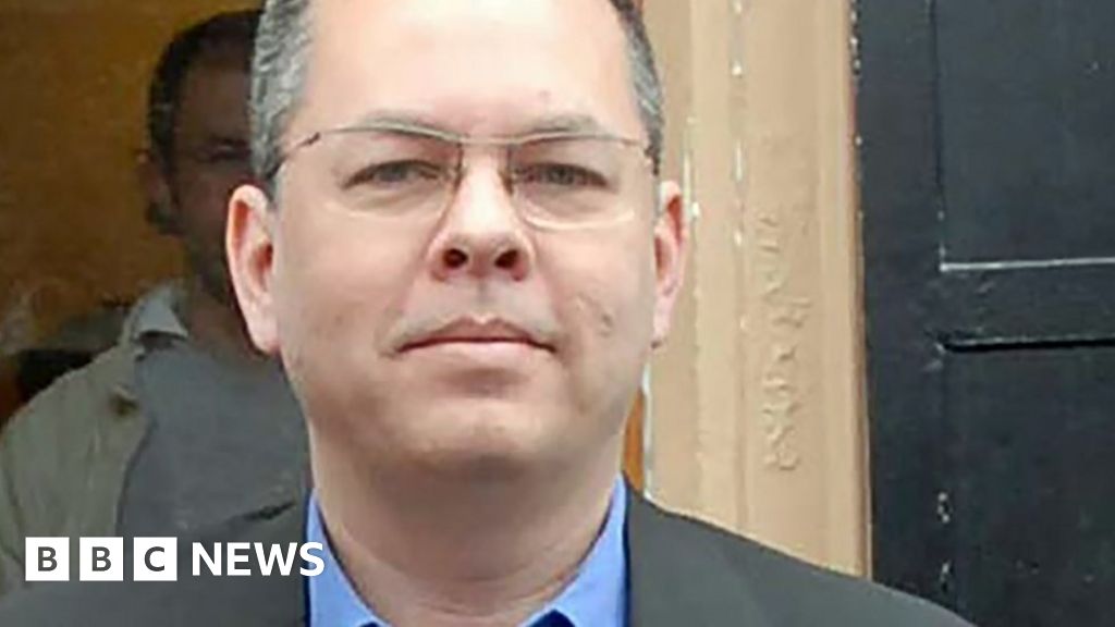 Us Pastor Brunson Goes On Trial In Turkey After Arrest In Coup