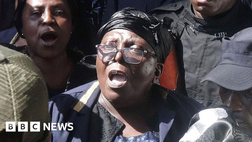 Глория Мая Мусу-Скот: Бившият главен съдия на Либерия, осъден на доживотен затвор за убийство