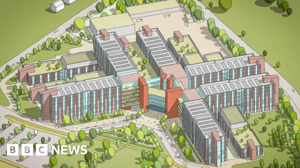 bbc.co.uk - Lee Bottomley - NHS trust 'committed' to opening new Crewe hospital in 2032 - BBC News