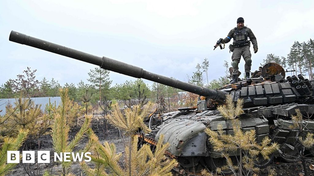 Ukraine weapons: What tanks and other equipment are countries giving? - BBC  News