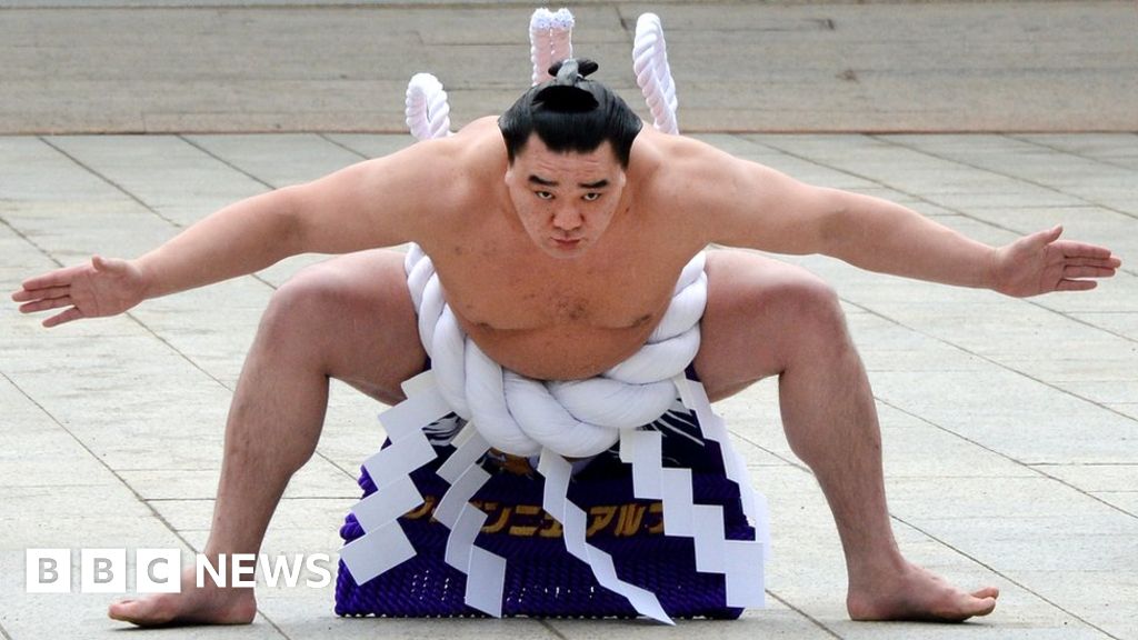 Japanese sumo star Harumafuji retires after 'violent assault' - BBC News